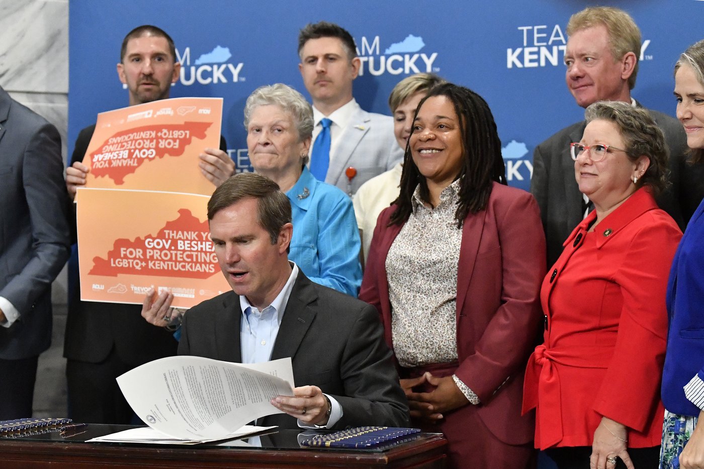 Governor bans use of 'conversion therapy' on LGBTQ+ minors in Kentucky | iNFOnews.ca