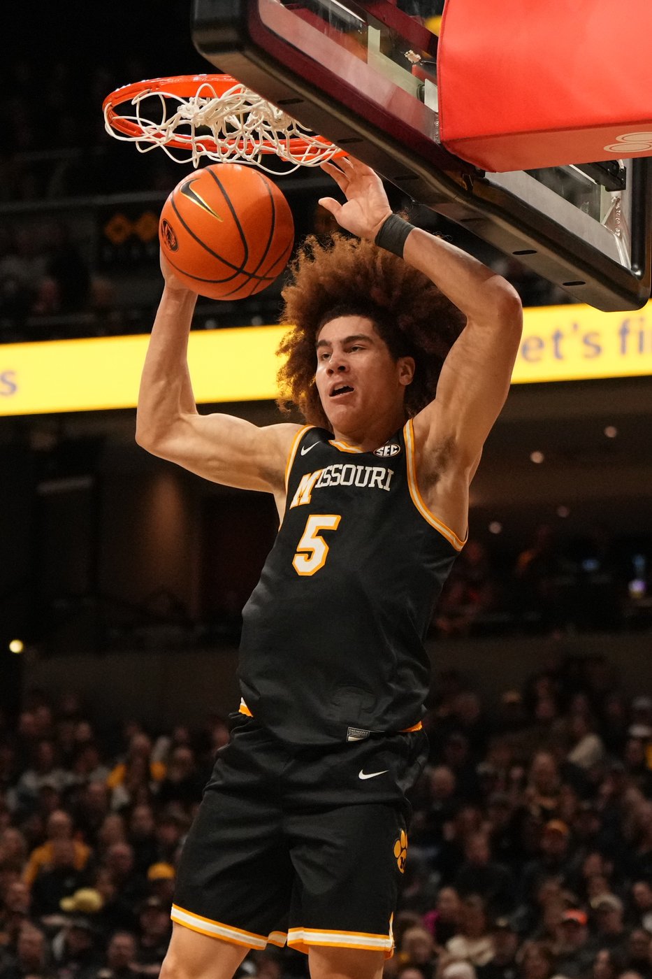 Stone scores 22, Mitchell 20 as Missouri beats Auburn 84-74, improves to 3-1 in SEC | iNFOnews.ca