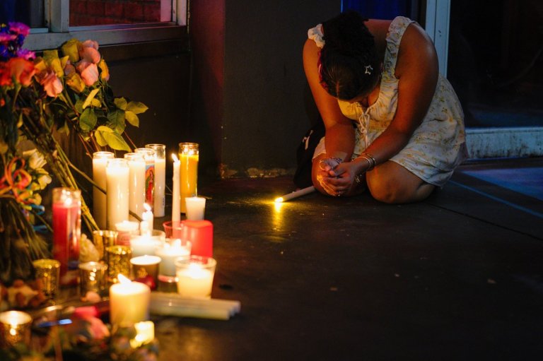 Judge orders no bond for driver in Tampa crash that killed 4 outside bar in nightlife district | iNFOnews.ca