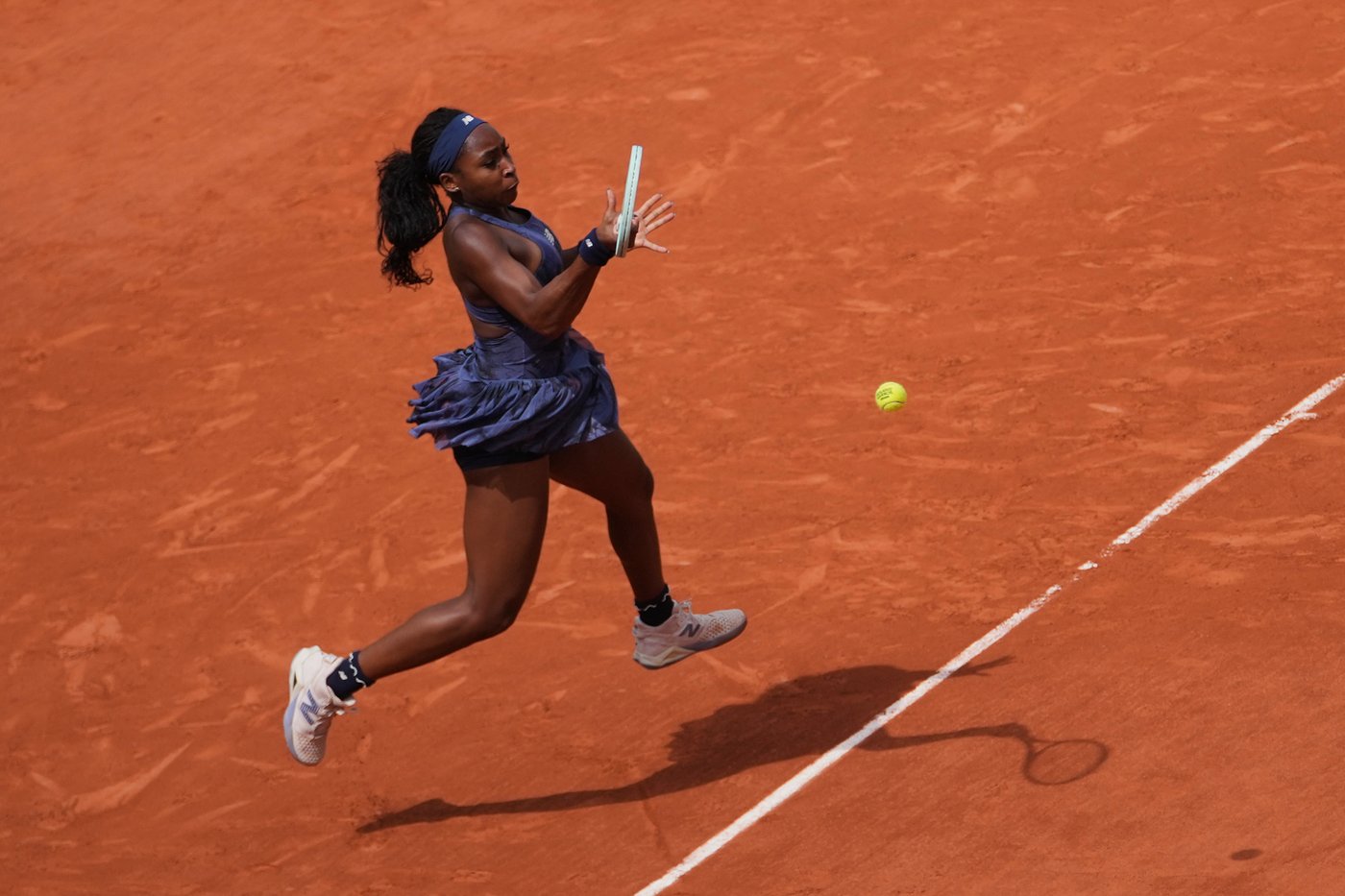 Tennis players wake up early or stay up late and it can be anyone's guess what time matches start | iNFOnews.ca Tennis players wake up early or stay up late and it can be anyone's guess what time matches start | iNFOnews.ca