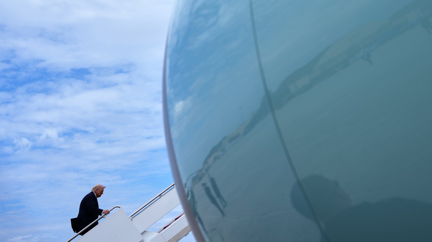 Trump pushes economic messages in Kentucky and Ohio as Iran looms large, in photos | iNFOnews.ca