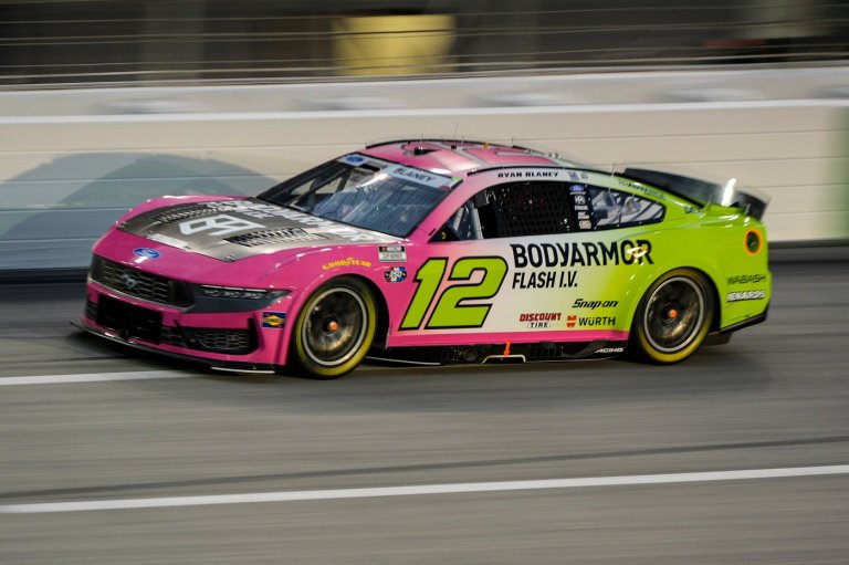 Ryan Blaney wins pole for Sunday's NASCAR Cup Series race at Iowa Speedway | iNFOnews.ca