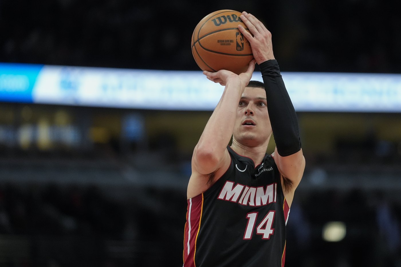 LeBron goes No. 1 in All-Star draft, and Barkley goes for international flair with his squad | iNFOnews.ca LeBron goes No. 1 in All-Star draft, and Barkley goes for international flair with his squad | iNFOnews.ca