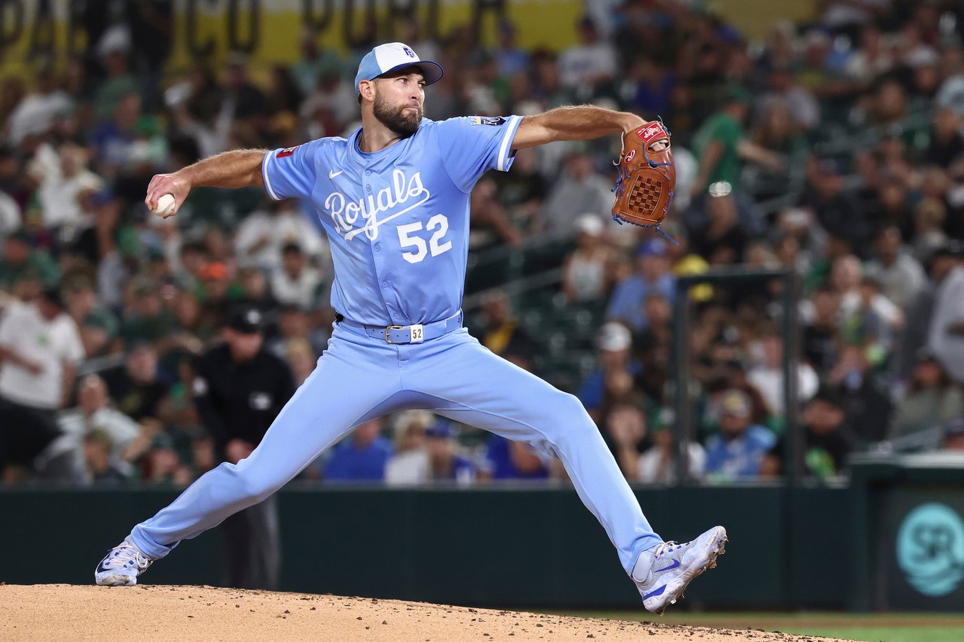 Wacha throws 6 shutout innings for his 10th win as Royals top Athletics 4-2 | iNFOnews.ca