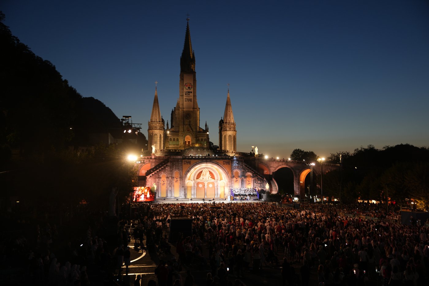 Pope brings message to protect life to French shrine at Lourdes known for miraculous cures | iNFOnews.ca Pope brings message to protect life to French shrine at Lourdes known for miraculous cures | iNFOnews.ca