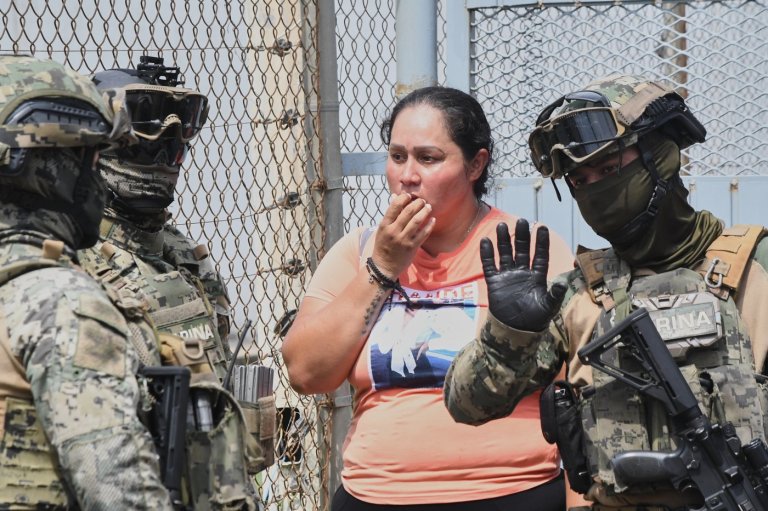 Prison riot in Mexico's violence-plagued Sinaloa state kills 10 and leaves 16 injured | iNFOnews.ca