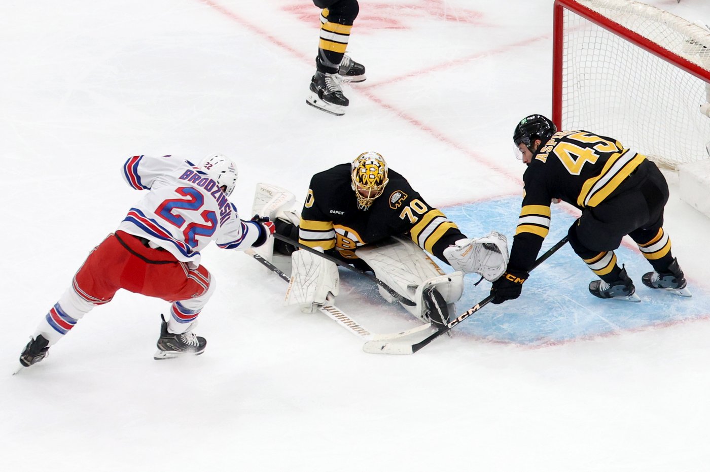 Zibanejad and Panarin help the Rangers knock off the Bruins 6-2 | iNFOnews.ca Zibanejad and Panarin help the Rangers knock off the Bruins 6-2 | iNFOnews.ca