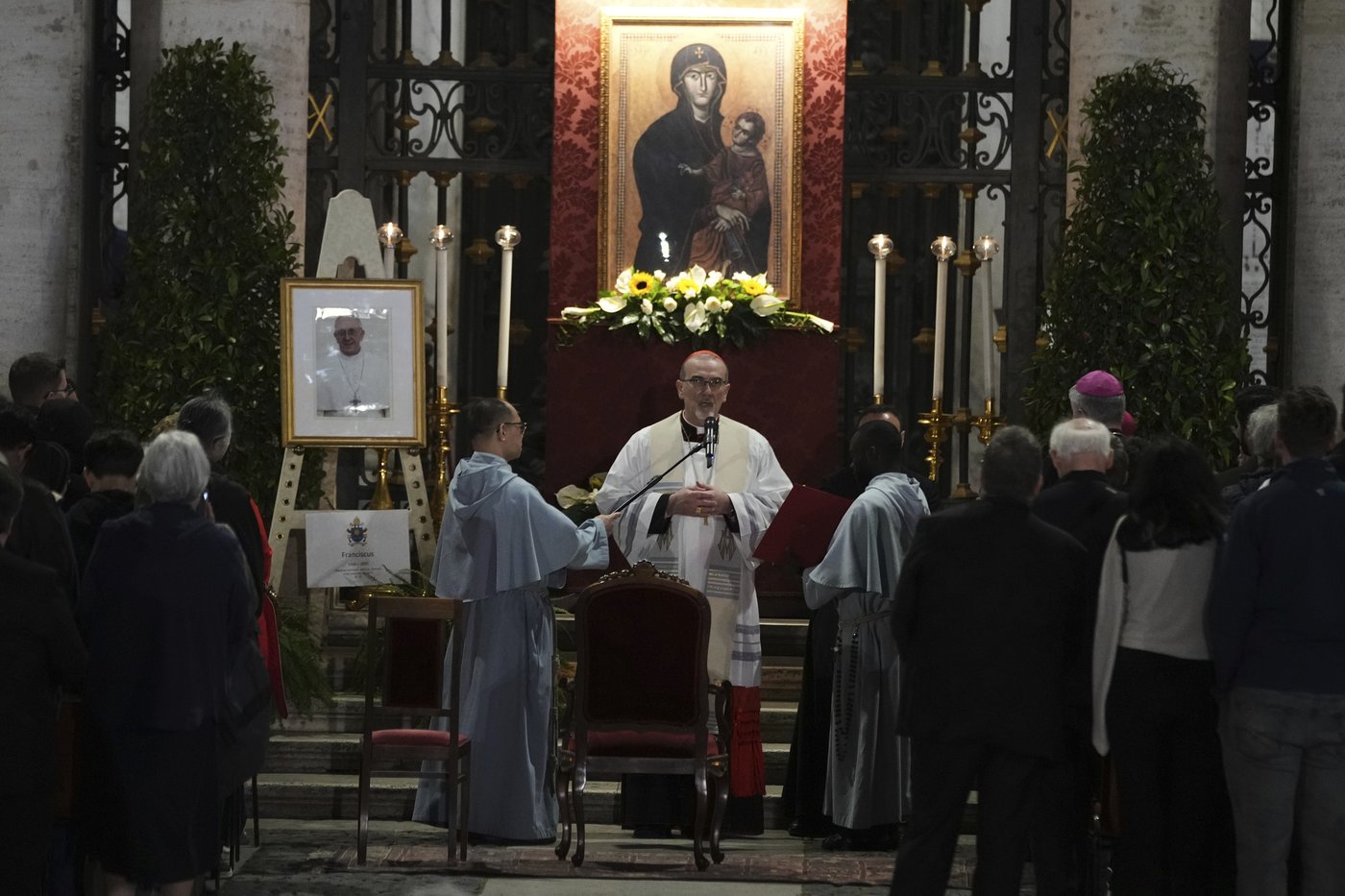 Pope's burial place reflects his 'humble, essential' life, Rome's poor will pay him a final tribute | iNFOnews.ca