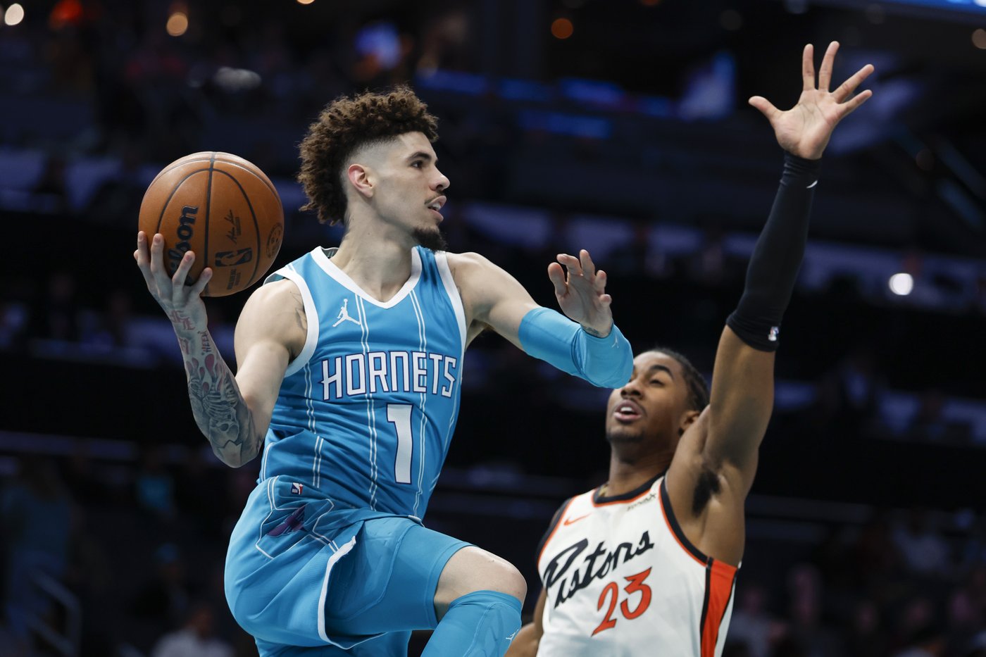 Charlotte's LaMelo Ball turns heads as he arrives to game in Scooby-Doo's 'The Mystery Machine' | iNFOnews.ca Charlotte's LaMelo Ball turns heads as he arrives to game in Scooby-Doo's 'The Mystery Machine' | iNFOnews.ca
