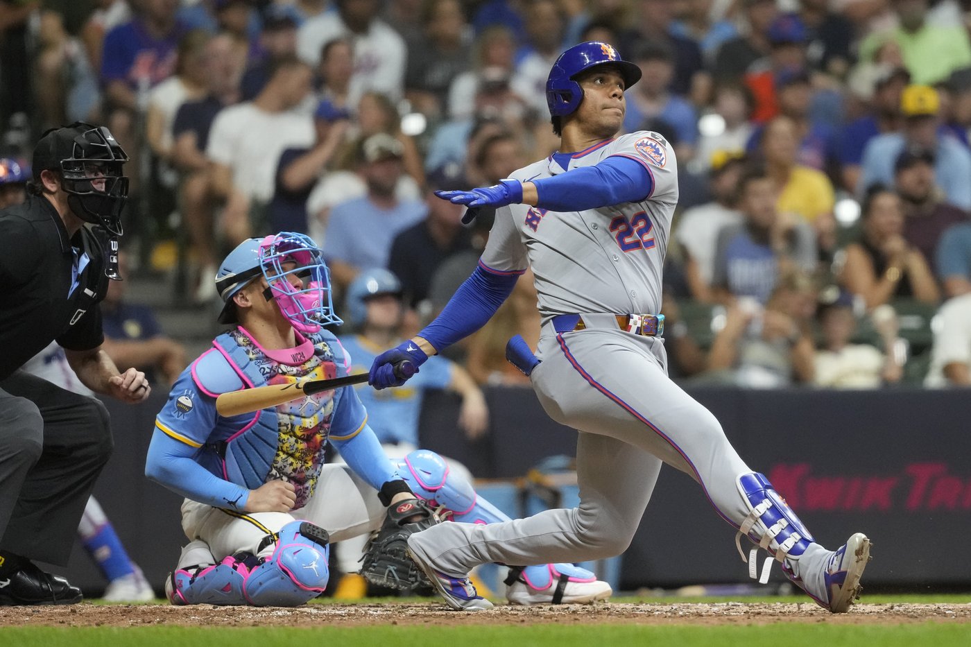 Brewers rally past Mets 7-4 for 8th straight win, spoiling Alonso's record-tying homer | iNFOnews.ca Brewers rally past Mets 7-4 for 8th straight win, spoiling Alonso's record-tying homer | iNFOnews.ca