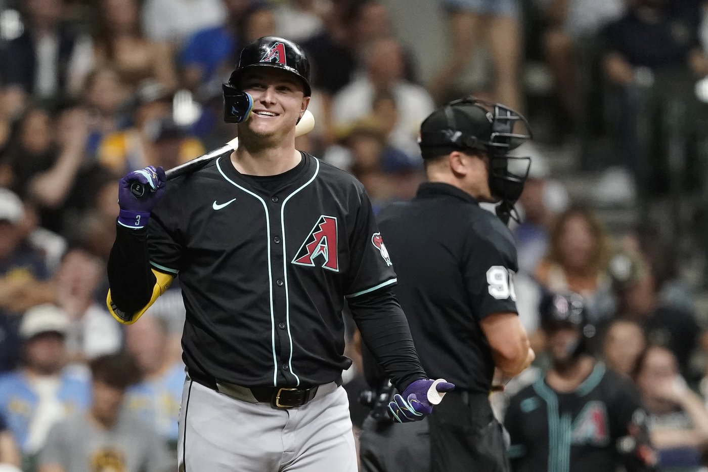Pederson hits an early homer as the Diamondbacks blank the Brewers 5-0 | iNFOnews.ca Pederson hits an early homer as the Diamondbacks blank the Brewers 5-0 | iNFOnews.ca