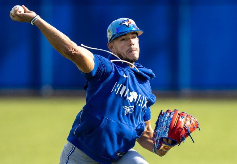 Blue Jays starter Jose Berrios won't be ready for Opening Day due to stress fracture | iNFOnews.ca