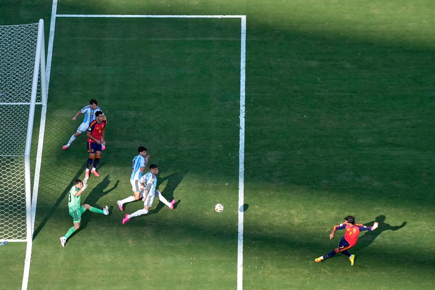 How Ferran Torres scored the World Cup-winning goal for Spain to beat Argentina | iNFOnews.ca