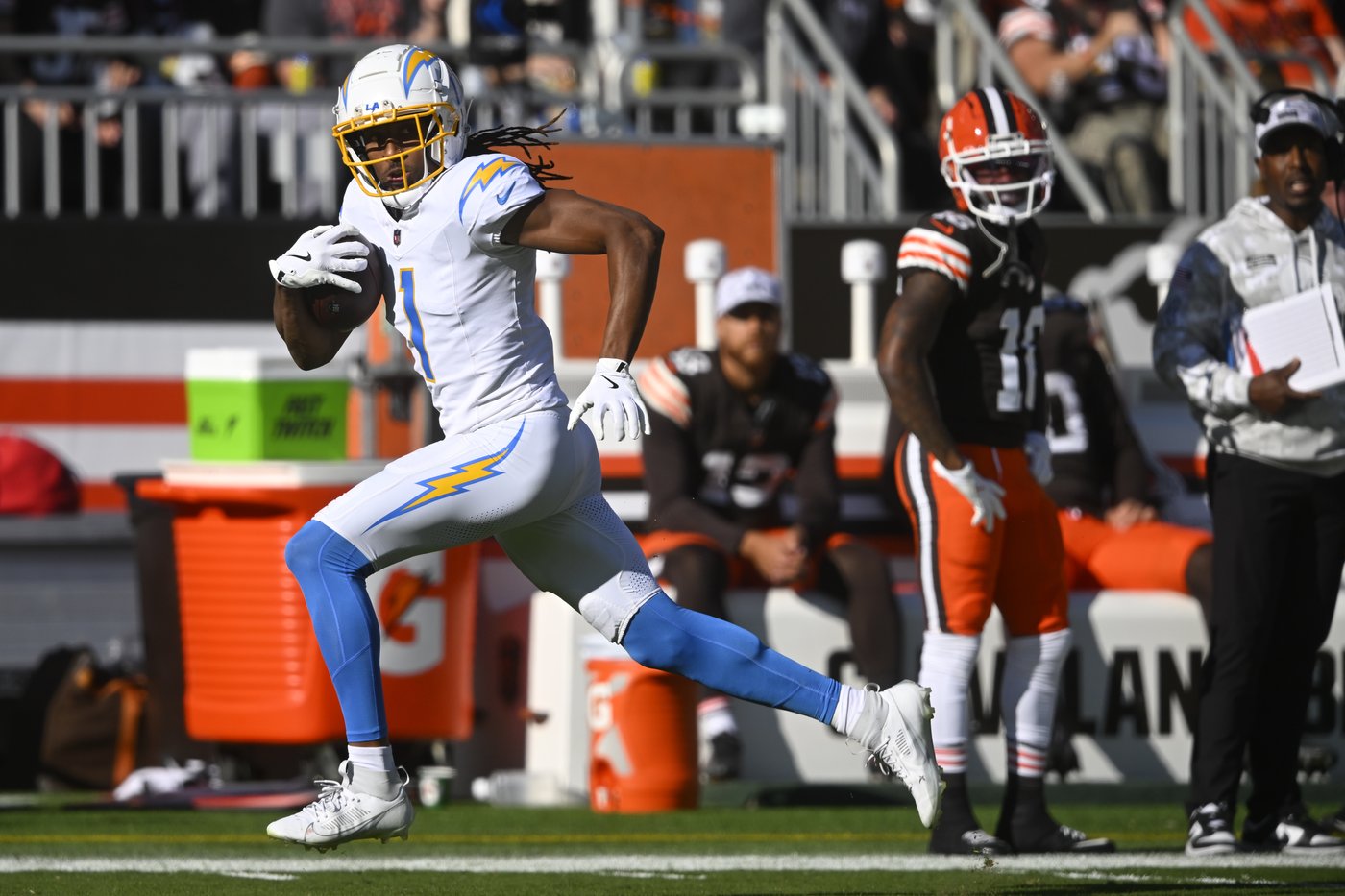 Chargers host Titans in what could be a defensive-led matchup | iNFOnews.ca Chargers host Titans in what could be a defensive-led matchup | iNFOnews.ca