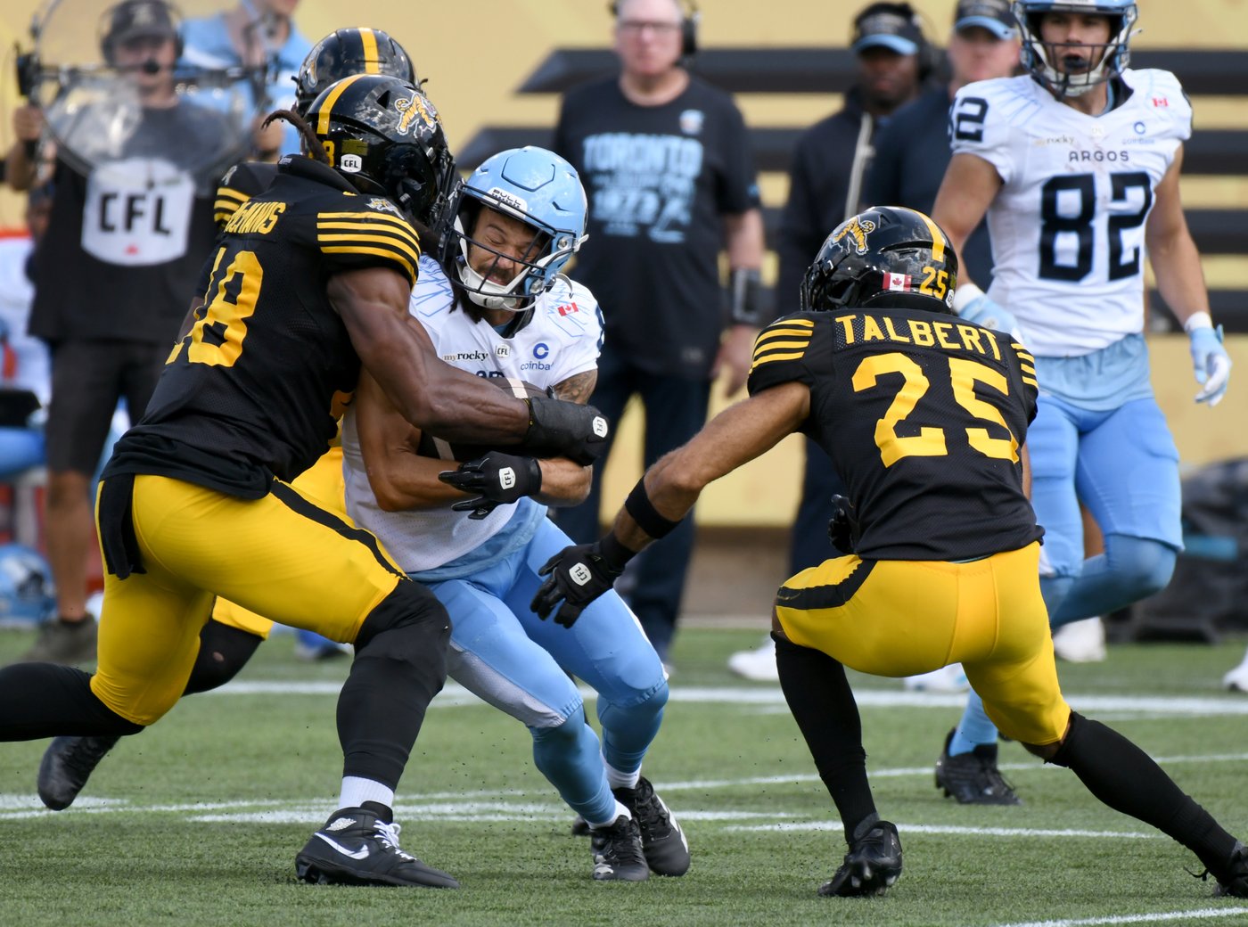 Kelly leads Toronto to 37-22 Labour Day win over Ticats to clinch season series | iNFOnews.ca Kelly leads Toronto to 37-22 Labour Day win over Ticats to clinch season series | iNFOnews.ca