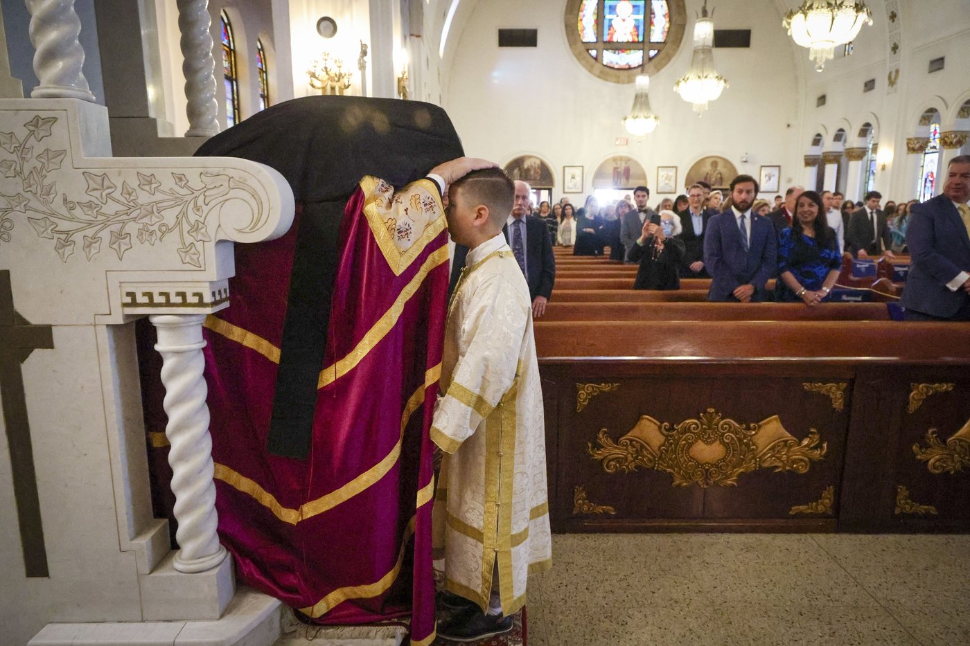 Florida's Greek community gathers for 120th Epiphany celebration and annual dive to retrieve cross | iNFOnews.ca