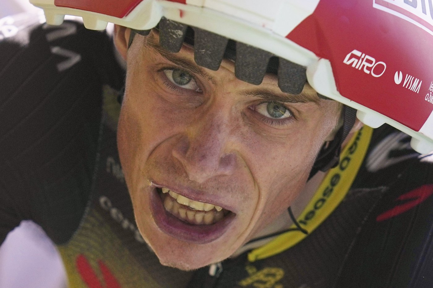 Pogačar crushes rivals in brutal uphill time trial and solidifies Tour lead | iNFOnews.ca