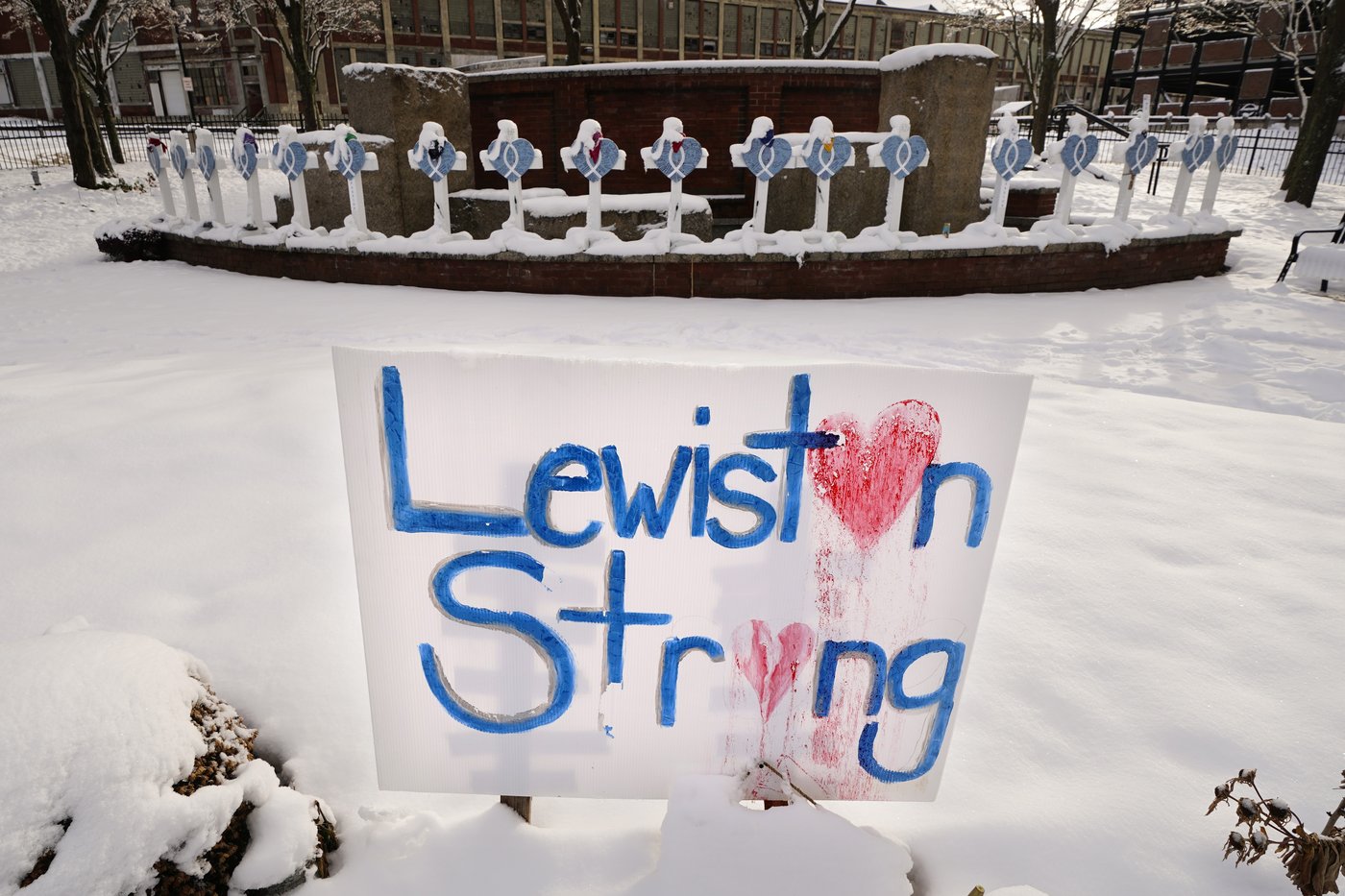 Mourners gather to mark a year since Maine's deadliest mass shooting | iNFOnews.ca