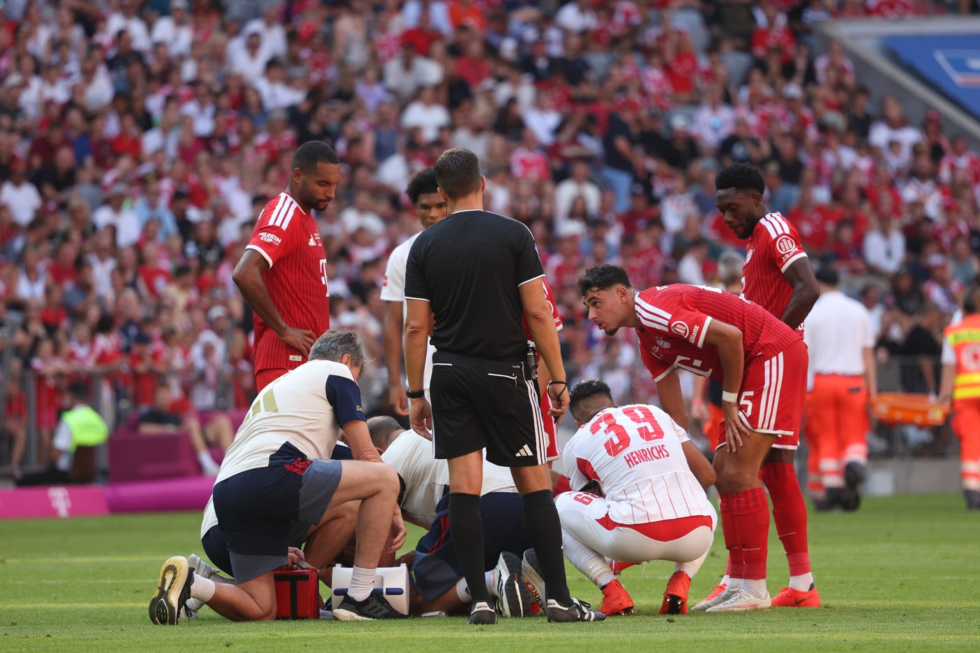Bayern midfielder Musiala reveals 'neurological' issue after collapse during game for 2nd time | iNFOnews.ca