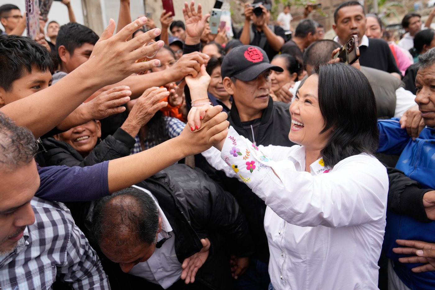 Votes being counted in runoff election to choose Peru's ninth leader in 10 years | iNFOnews.ca