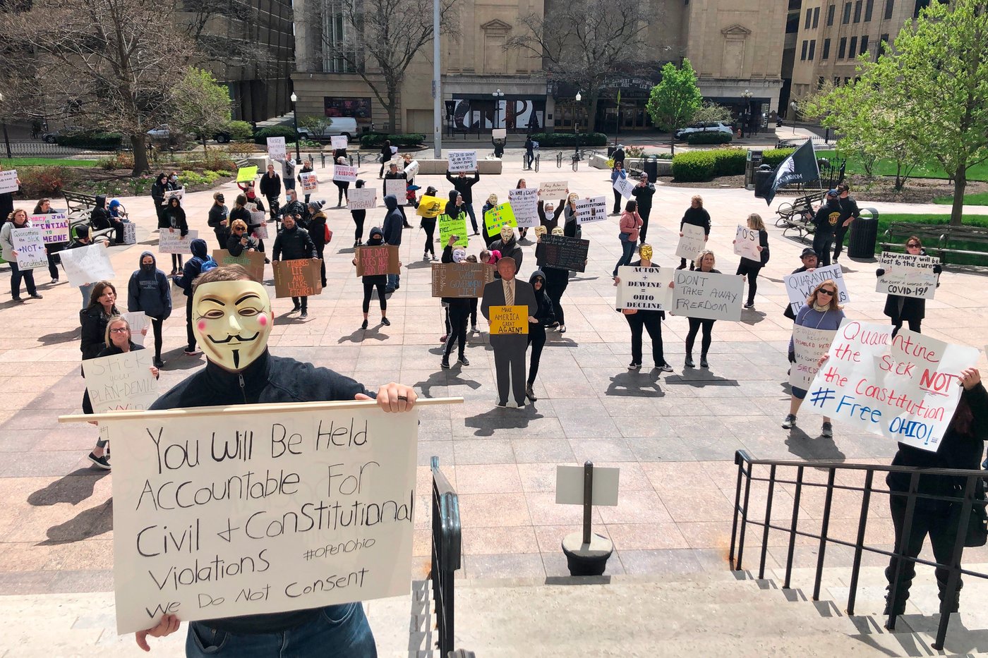 The long shadow of the COVID-19 pandemic creeps into the race for Ohio governor | iNFOnews.ca The long shadow of the COVID-19 pandemic creeps into the race for Ohio governor | iNFOnews.ca