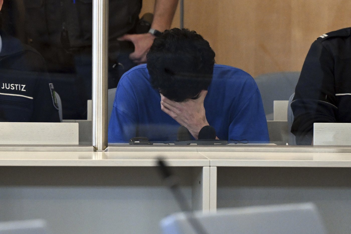 Suspect in fatal knife attack at German festival admits killings as trial starts | iNFOnews.ca Suspect in fatal knife attack at German festival admits killings as trial starts | iNFOnews.ca