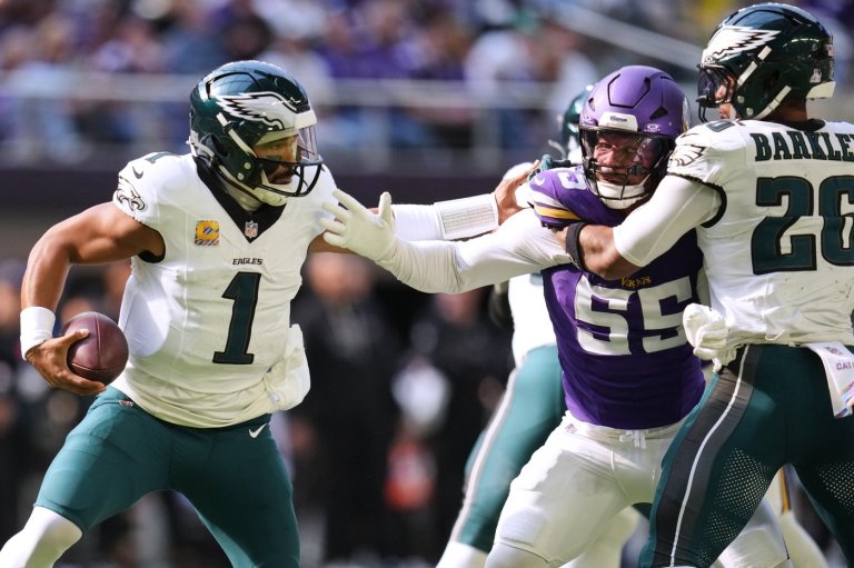 Jalen Hurts proved he's a top passer with spectacular performance to lead the Eagles over Vikings | iNFOnews.ca
