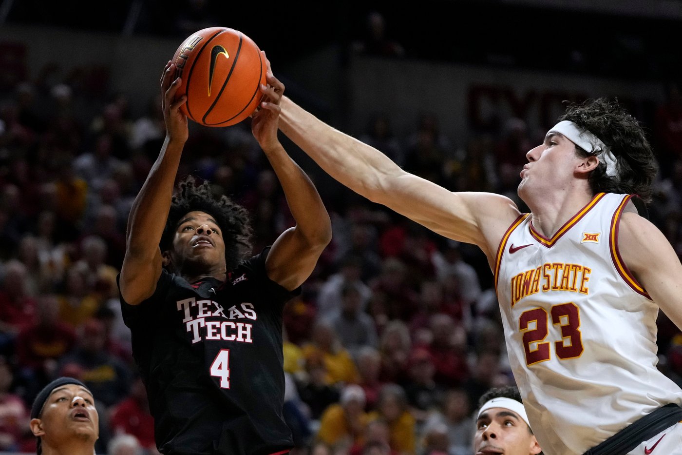 No. 16 Texas Tech ends No. 4 Iowa State's home winning streak, 82-73 | iNFOnews.ca No. 16 Texas Tech ends No. 4 Iowa State's home winning streak, 82-73 | iNFOnews.ca