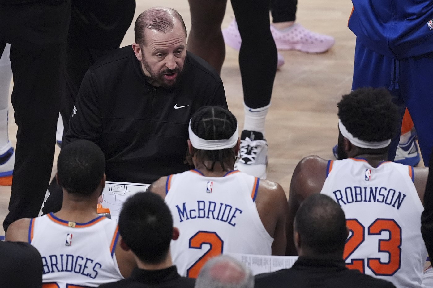 Knicks fire coach Tom Thibodeau after Eastern Conference finals trip, AP source says | iNFOnews.ca