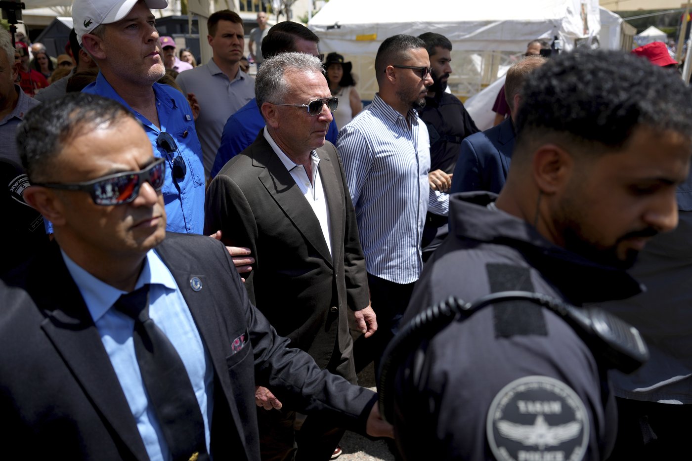 Israeli fire again kills Gaza aid-seekers as US envoy meets with hostages' families | iNFOnews.ca