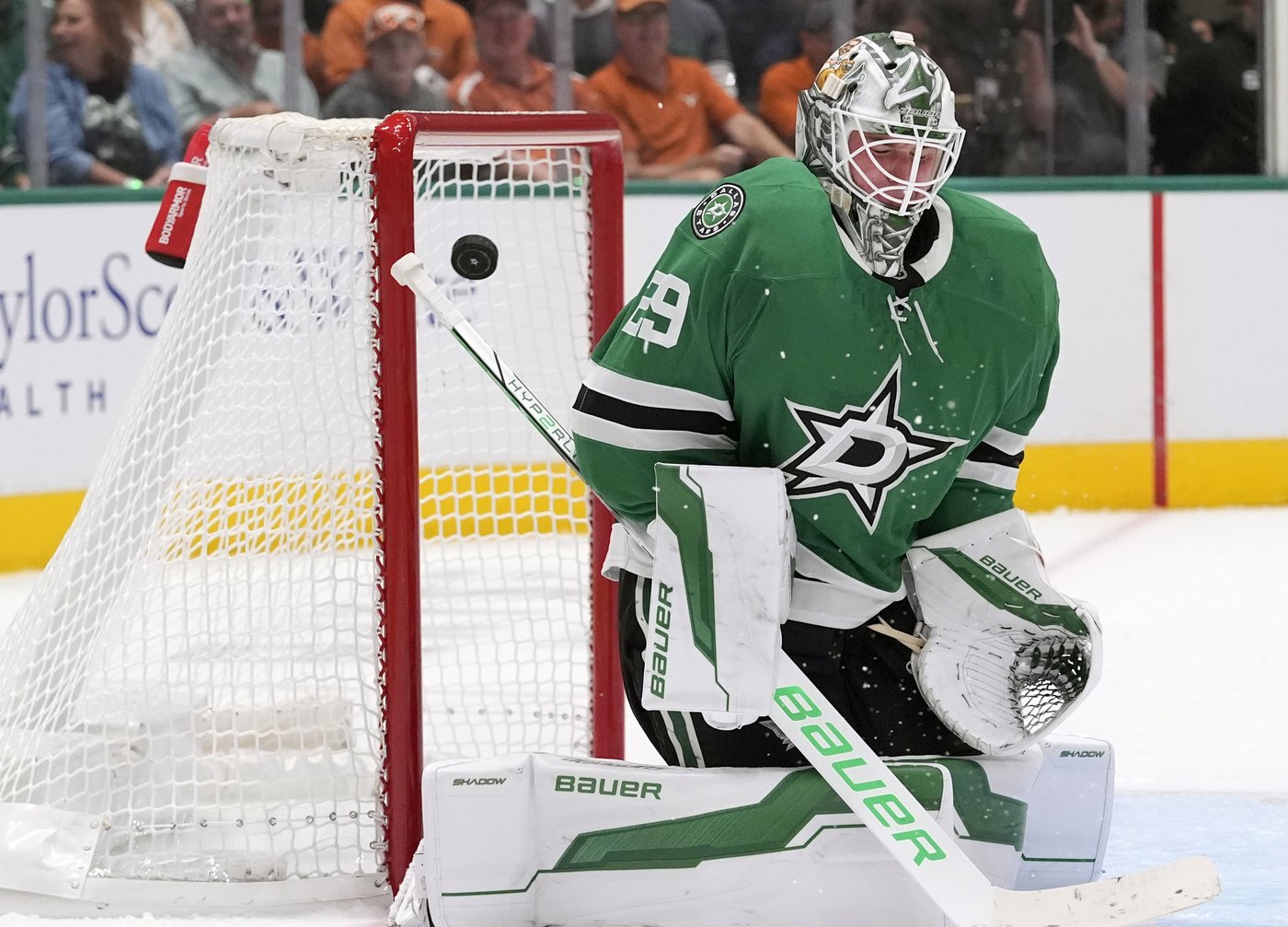 Seguin scores twice, Oettinger stops 34 shots for 11th shutout in Stars' 3-0 win over Islanders | iNFOnews.ca Seguin scores twice, Oettinger stops 34 shots for 11th shutout in Stars' 3-0 win over Islanders | iNFOnews.ca