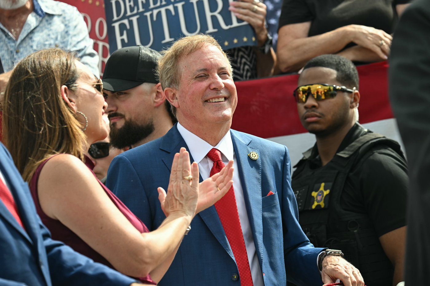 Trump returning to Texas for a high-stakes push to keep the state in Republican hands | iNFOnews.ca