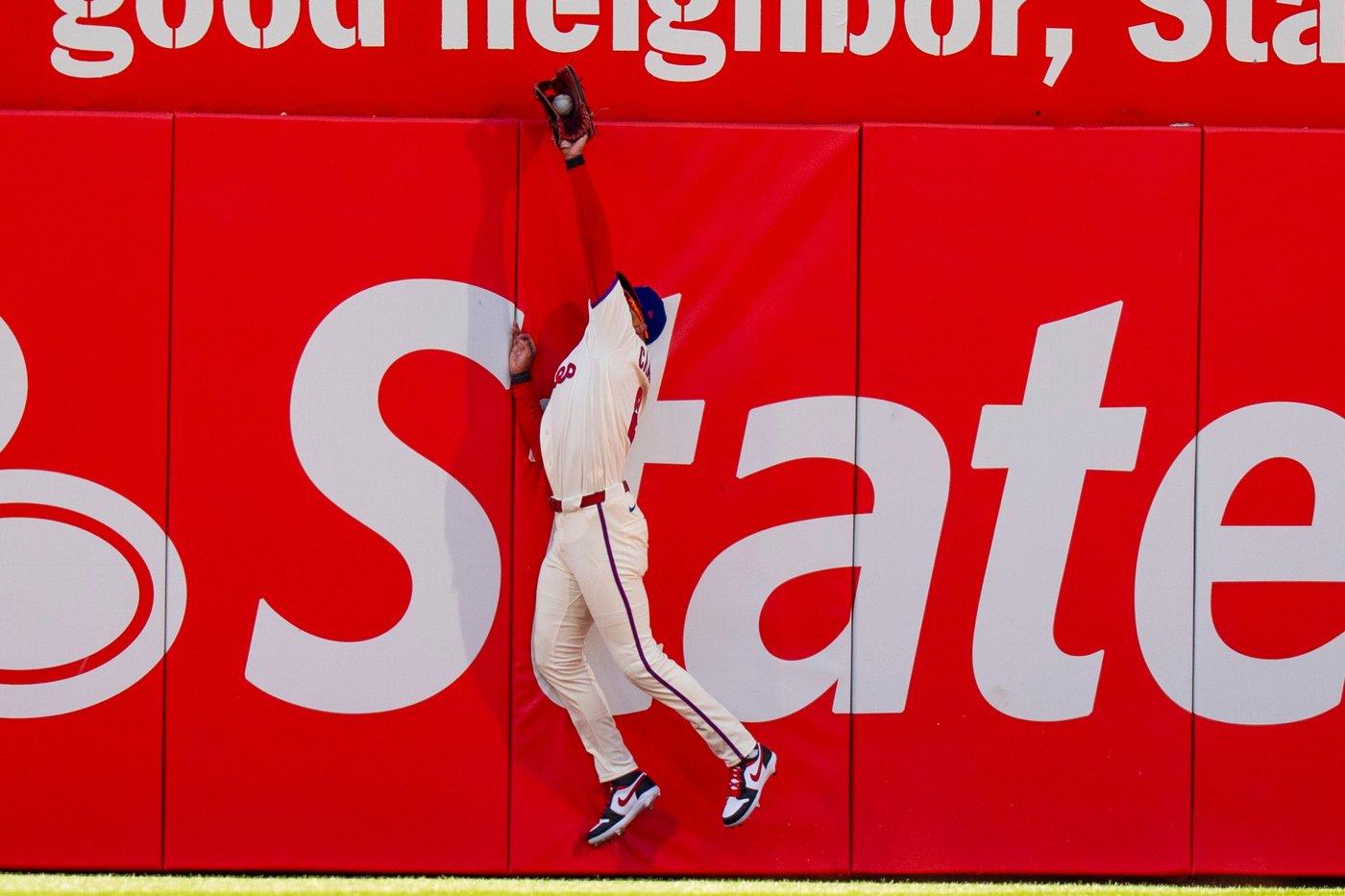 Rangers blow 3-run lead in 9th inning but recover to top Phillies 5-4 in the 10th | iNFOnews.ca Rangers blow 3-run lead in 9th inning but recover to top Phillies 5-4 in the 10th | iNFOnews.ca
