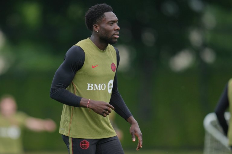 Alphonso Davies still limited in practice as Canada prepares to face Qatar at the World Cup | iNFOnews.ca