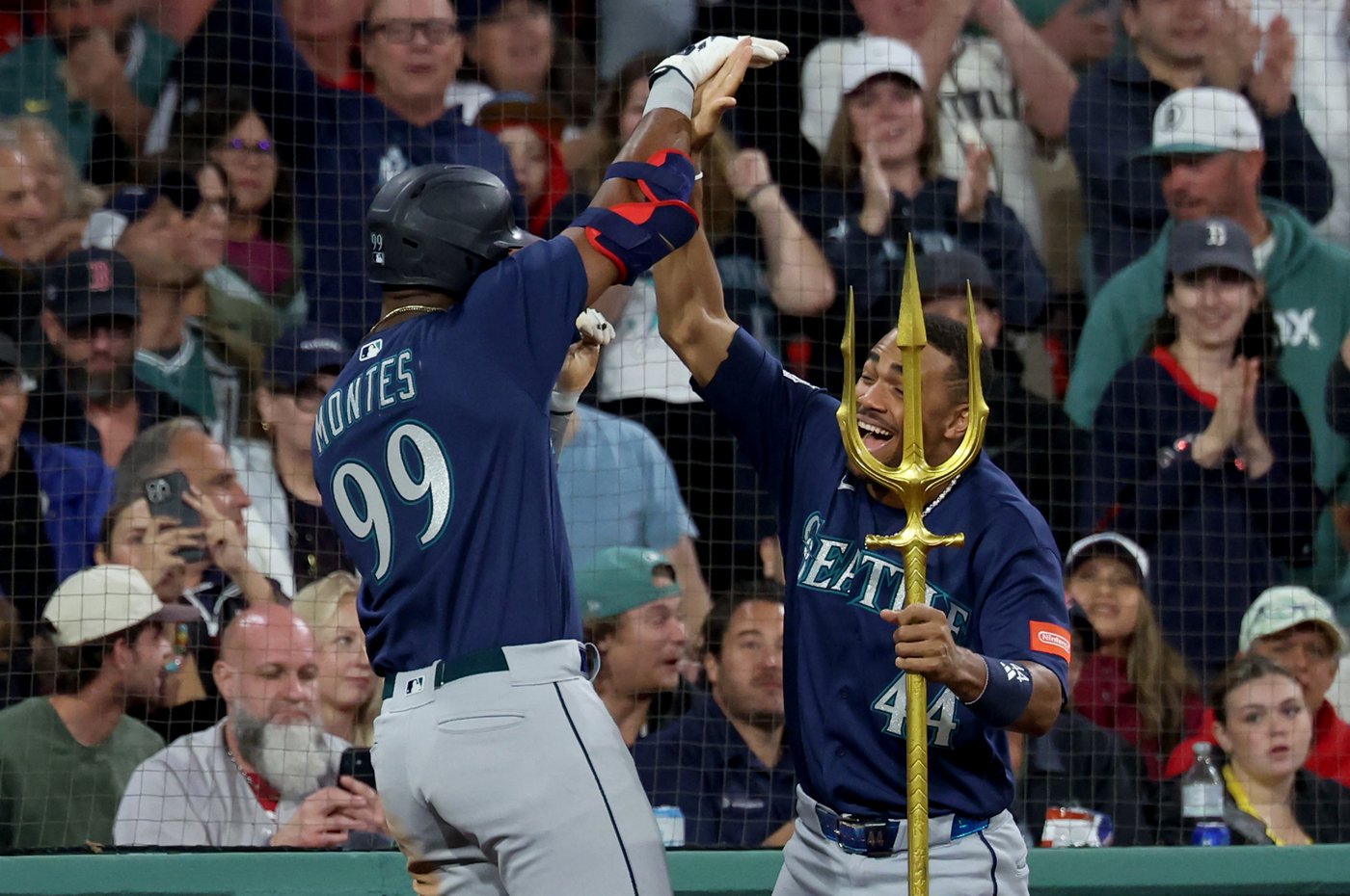Lazaro Montes has memorable debut with homer, 2 RBIs as Mariners end skid with 9-6 win over Red Sox | iNFOnews.ca