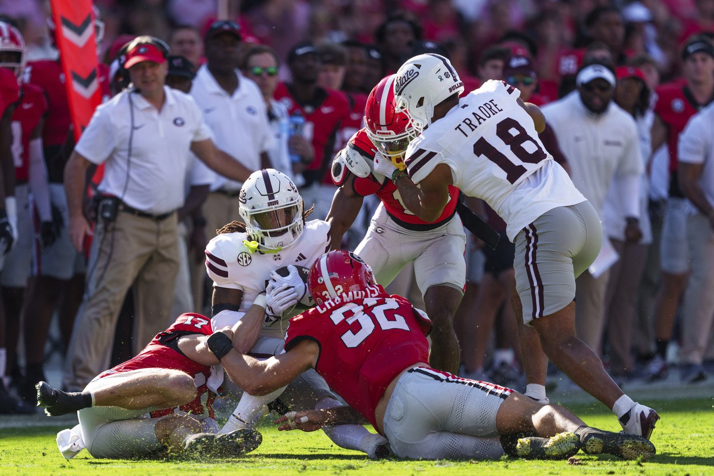 No. 1 Texas gets biggest SEC test yet vs. No. 5 Georgia, the team that started season on top | iNFOnews.ca