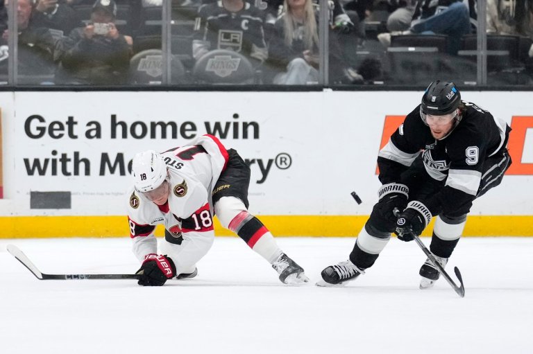 Ottawa's Hayden Hodgson ejected after boarding hit on Kings' Brandt Clarke | iNFOnews.ca