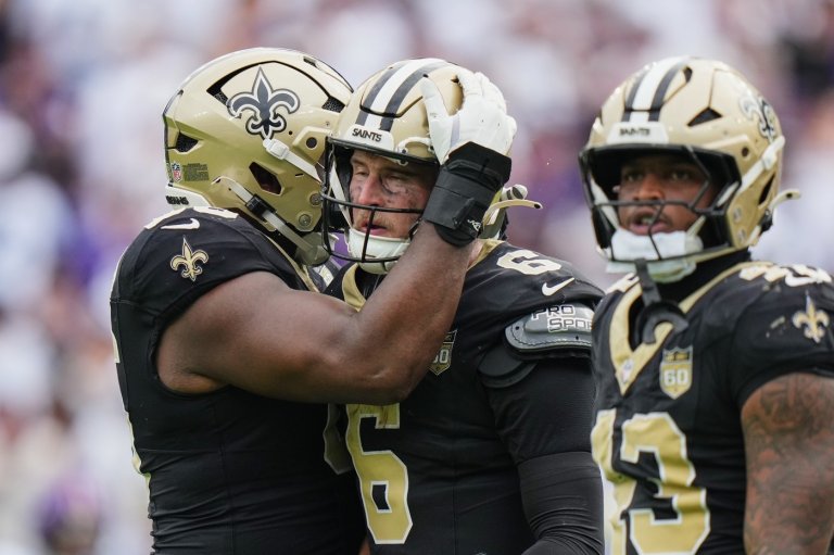 Tyler Shough scores on 4th-down sneak as Saints rally past Ravens 24-17 | iNFOnews.ca