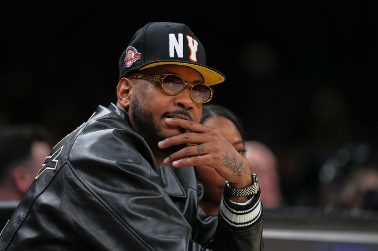 Carmelo Anthony thinks Knicks right to halt contract talks with their players to focus on basketball | iNFOnews.ca