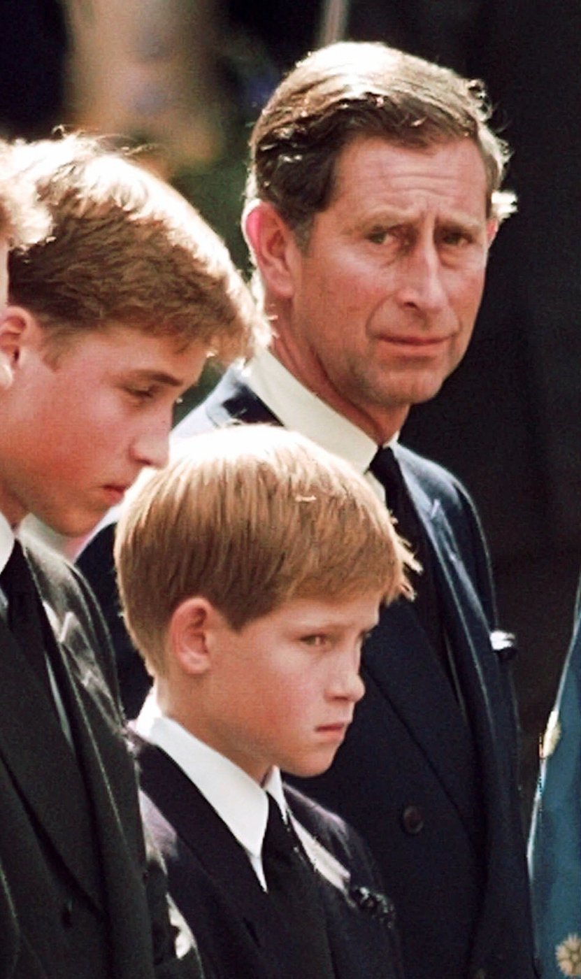 Andrew's royal exit is the latest crisis for Britain's monarchy | iNFOnews.ca