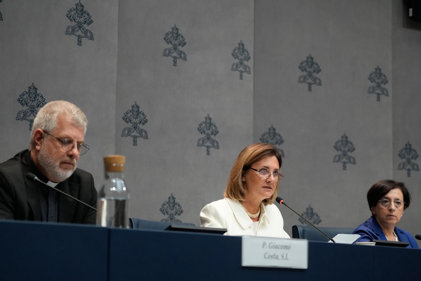 Pope Leo seeks status update of Francis' divisive opening to divorced and remarried Catholics | iNFOnews.ca Pope Leo seeks status update of Francis' divisive opening to divorced and remarried Catholics | iNFOnews.ca