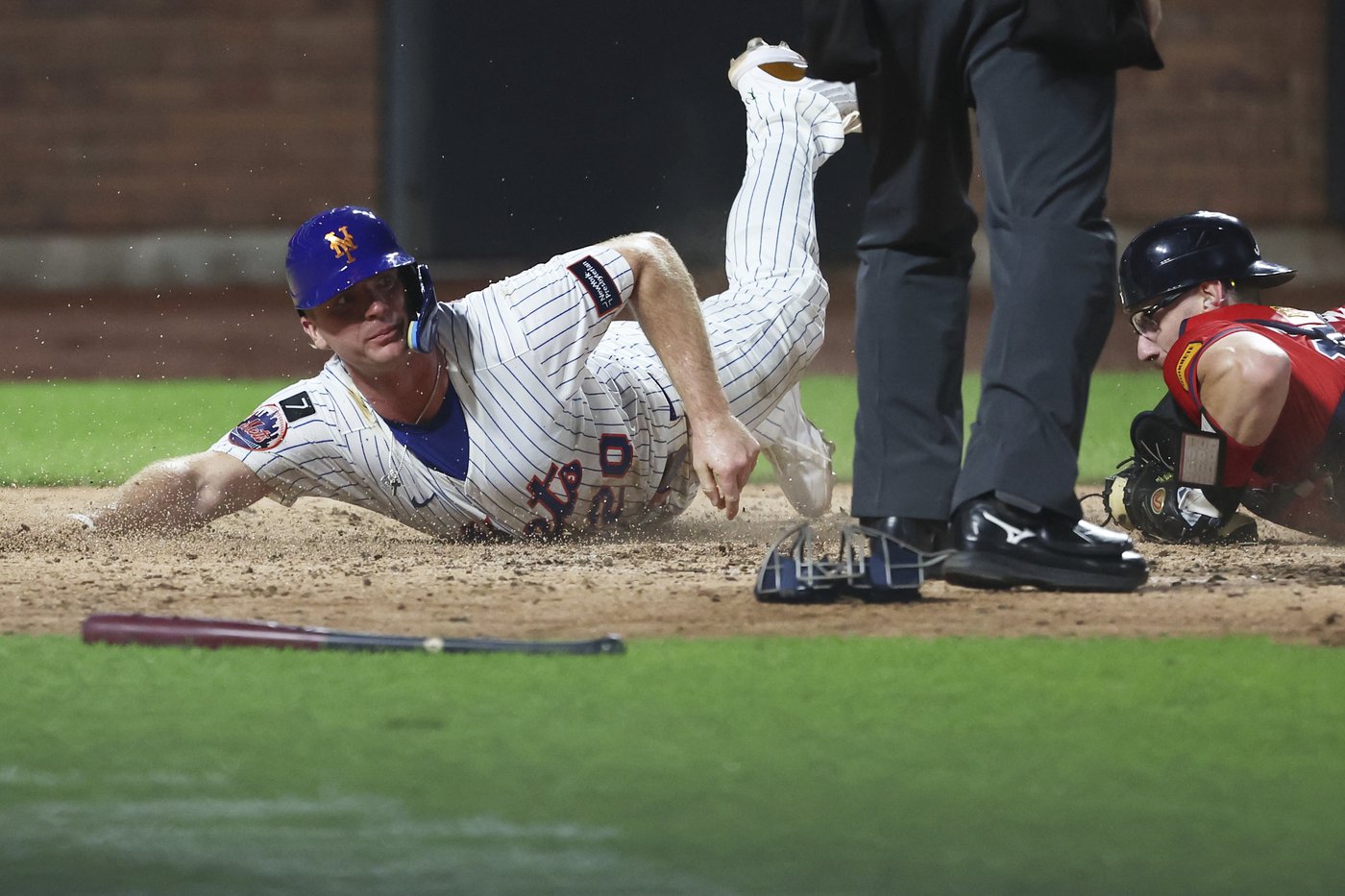 Michael Harris II's grand slam caps 9-run fourth as Braves rally to beat Mets 11-6 | iNFOnews.ca