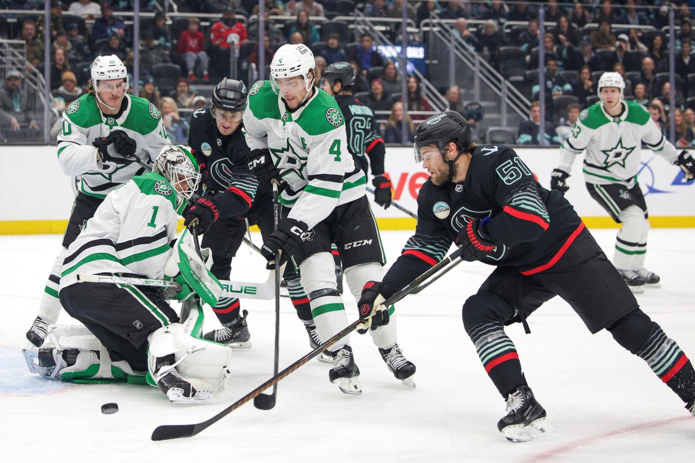 Kolyachonok breaks late tie with 1st goal of season, Stars beat Kraken 3-2 | iNFOnews.ca