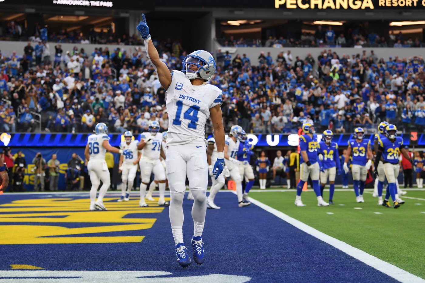Campbell bemoans sloppy third quarter that helped lead to Lions' 41-34 loss to Rams | iNFOnews.ca Campbell bemoans sloppy third quarter that helped lead to Lions' 41-34 loss to Rams | iNFOnews.ca
