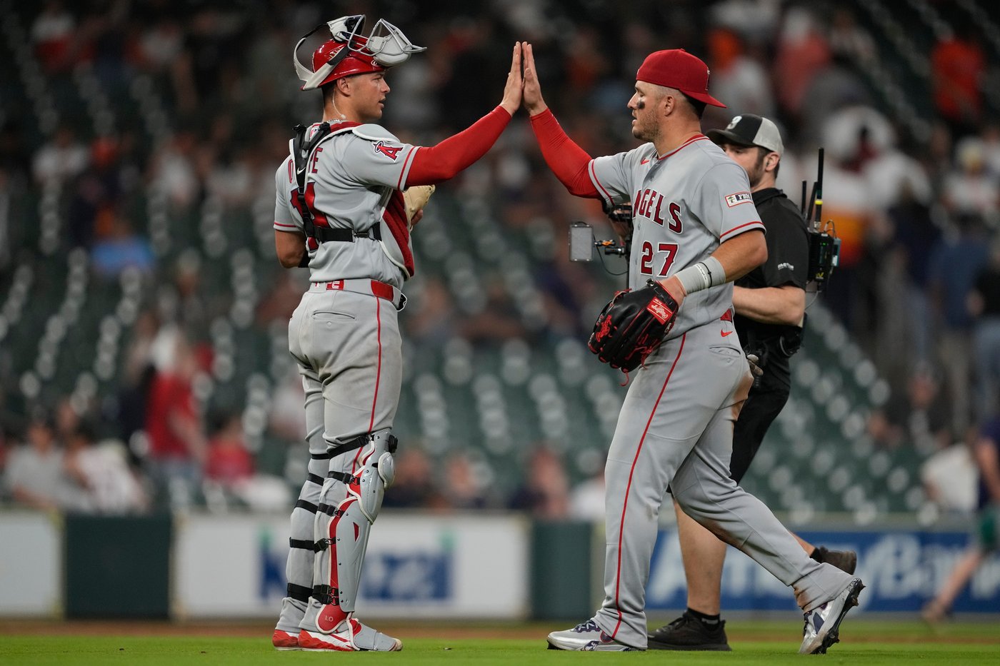 Trout, Lowe and Neto homer in Angels 6-2 win over Astros | iNFOnews.ca Trout, Lowe and Neto homer in Angels 6-2 win over Astros | iNFOnews.ca