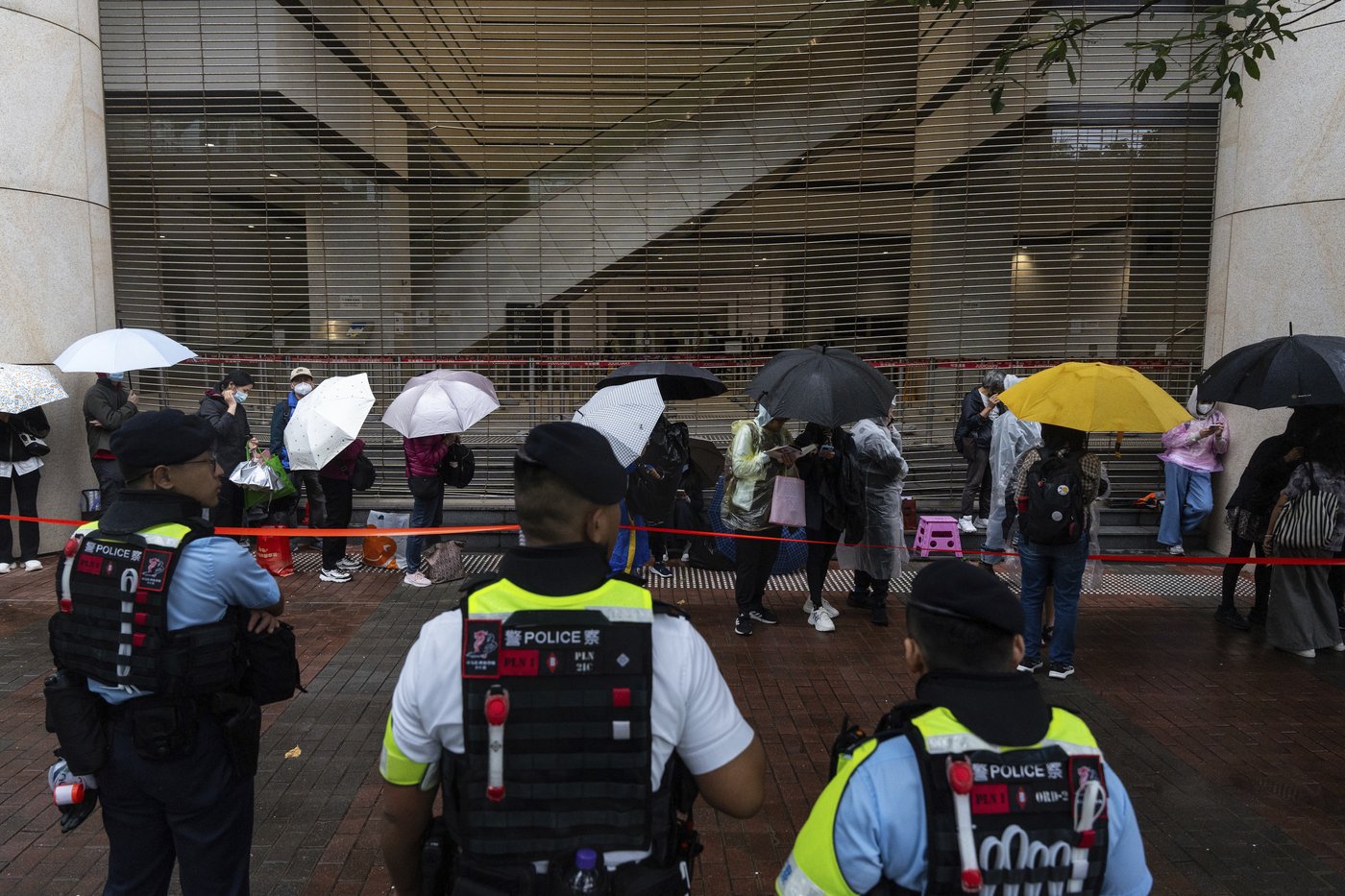 45 pro-democracy activists get 4 to 10 years in prison in Hong Kong's biggest national security case | iNFOnews.ca