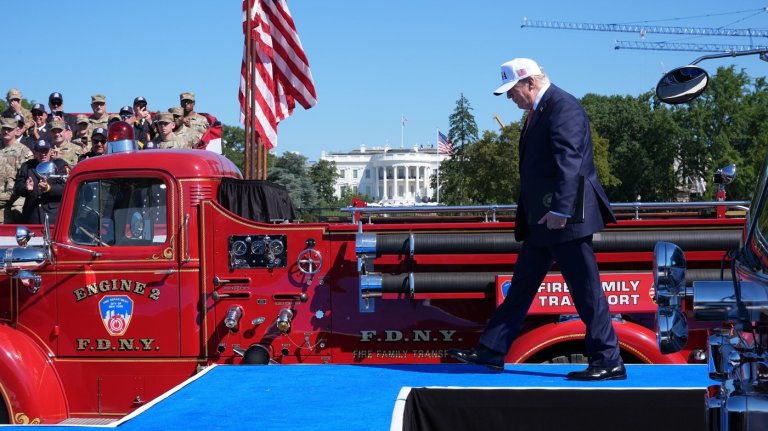 Trump honors 9/11 victims at the Ellipse, pledging to 'never forget' | iNFOnews.ca