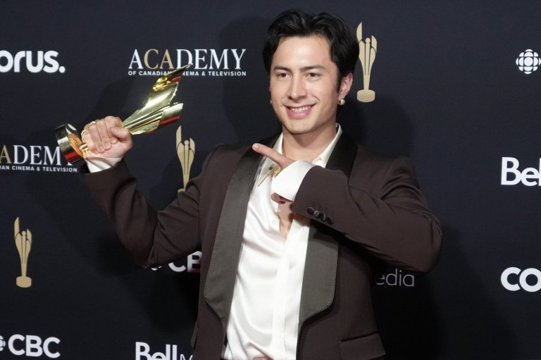 'Heated Rivalry' sets record at Screen Awards with 16 wins including best drama | iNFOnews.ca