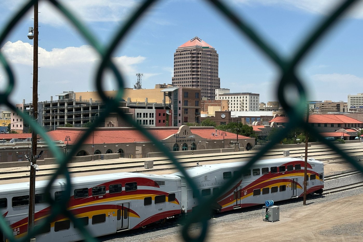 What a reporter found when uncovering why federal agents allowed a deadly drug to hit the streets | iNwheels What a reporter found when uncovering why federal agents allowed a deadly drug to hit the streets | iNwheels