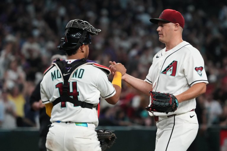 Pavin Smith's 1st homer of the season lifts the Diamondbacks over the Angels 4-3 | iNFOnews.ca